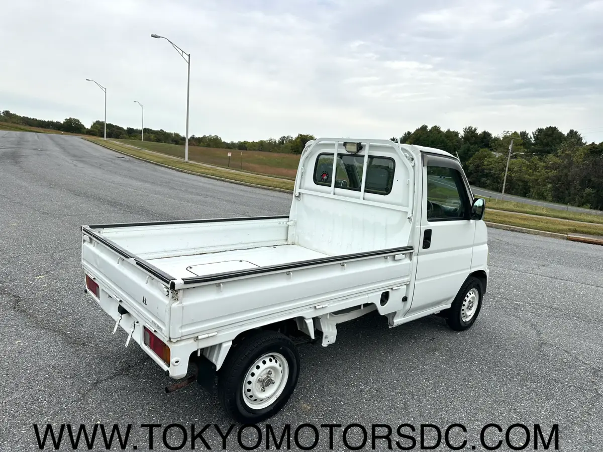 2001 Honda Acty SDX 4WD, a Kei Truck, for sale at Tokyo Motors DC in Boyds, MD (photo 6 of 17)