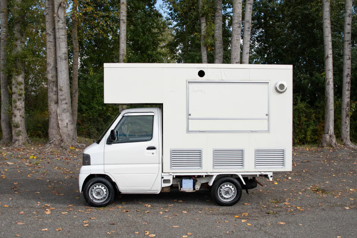 2001 Mitsubishi Minicab Food Truck, a black Kei Truck, for sale at The Import Guys in Ferndale, WA (photo 10 of 15)