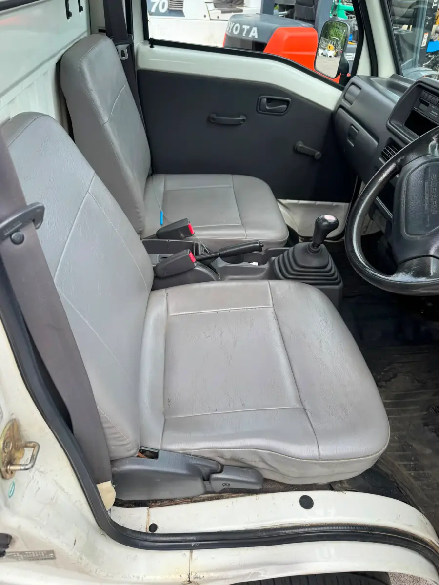 2001 Subaru Sambar 4x4, a white Kei Truck, for sale at Skyline Kei Trucks in Houston, TX (photo 6 of 9)
