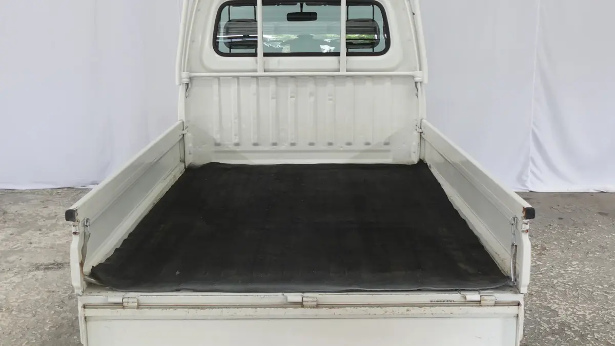 2001 Subaru Sambar Mini Kei Truck, for sale at JDM Drive in San Antonio, TX (photo 8 of 14)