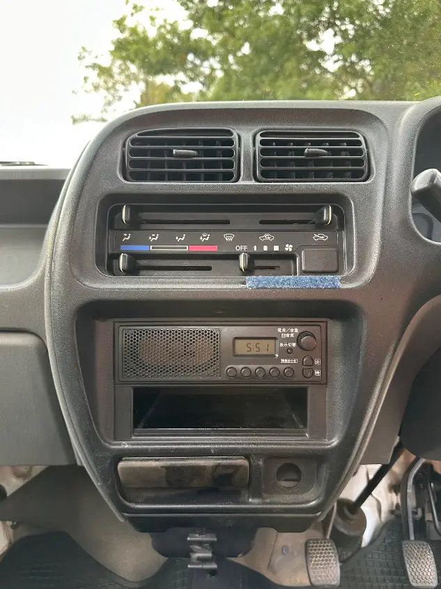 2001 Suzuki Carry 4WD, a white Kei Truck, for sale at Mayberry Mini Trucks in Mount Airy, NC (photo 20 of 20)