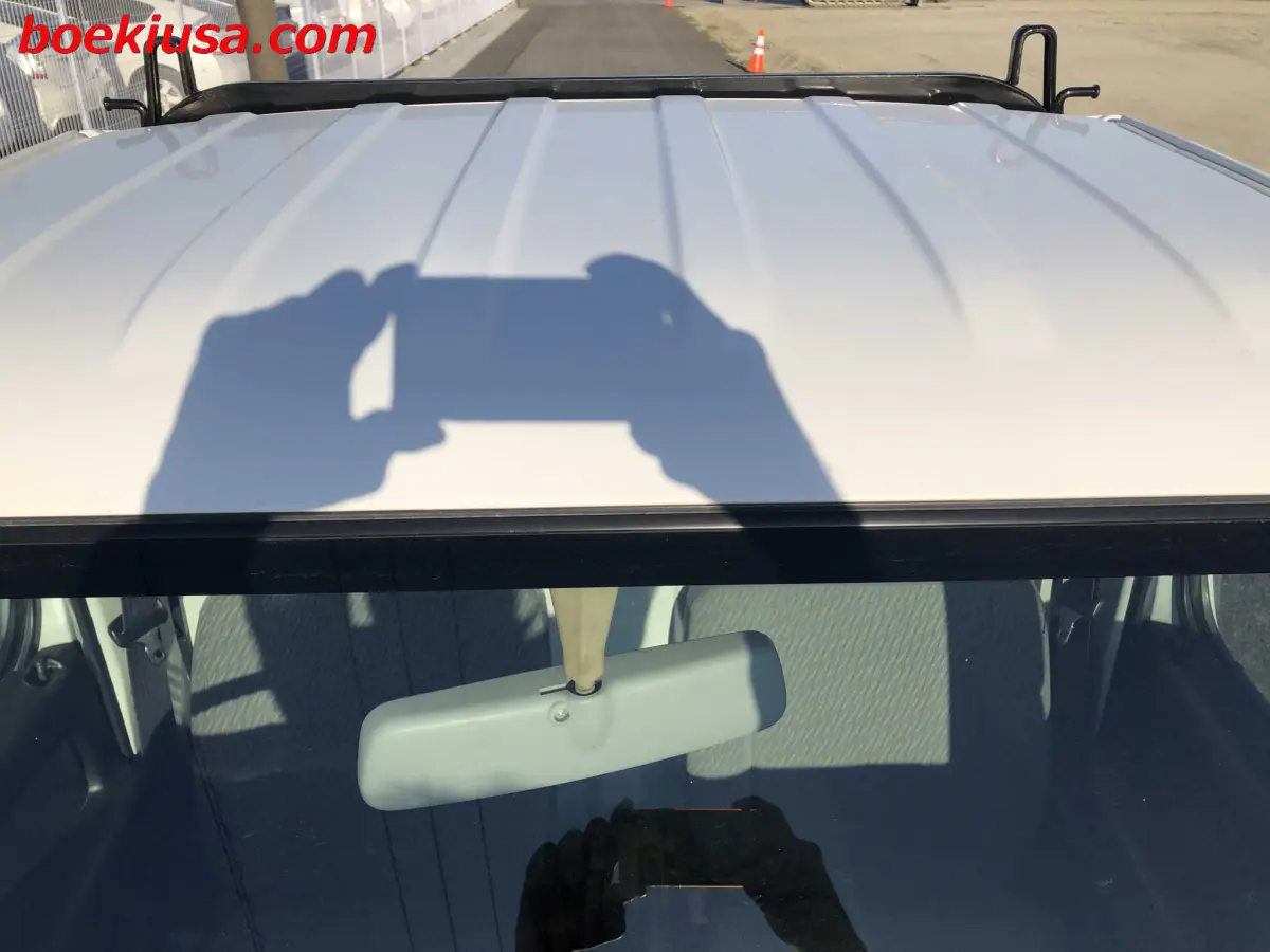 2001 Suzuki Carry 4x4, a white Kei Truck, for sale at Boeki USA in Paterson, NJ (photo 20 of 20)