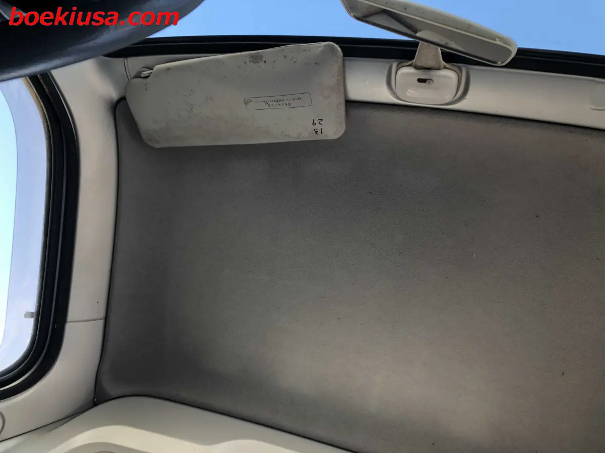 2001 Suzuki Carry, a silver Kei Truck, for sale at Boeki USA in Paterson, NJ (photo 11 of 20)