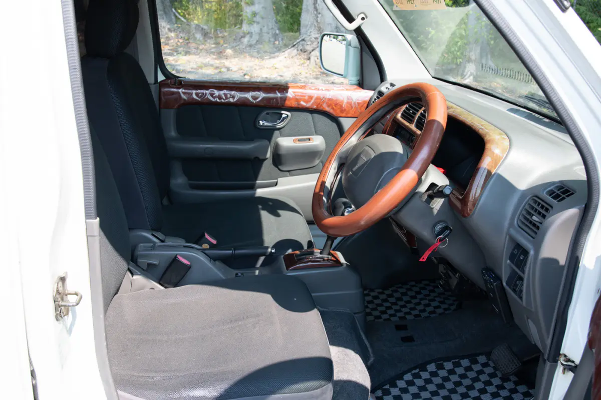2001 Suzuki Every Joypop Turbo Sport, a Kei Van, for sale at The Import Guys in Ferndale, WA (photo 10 of 12)