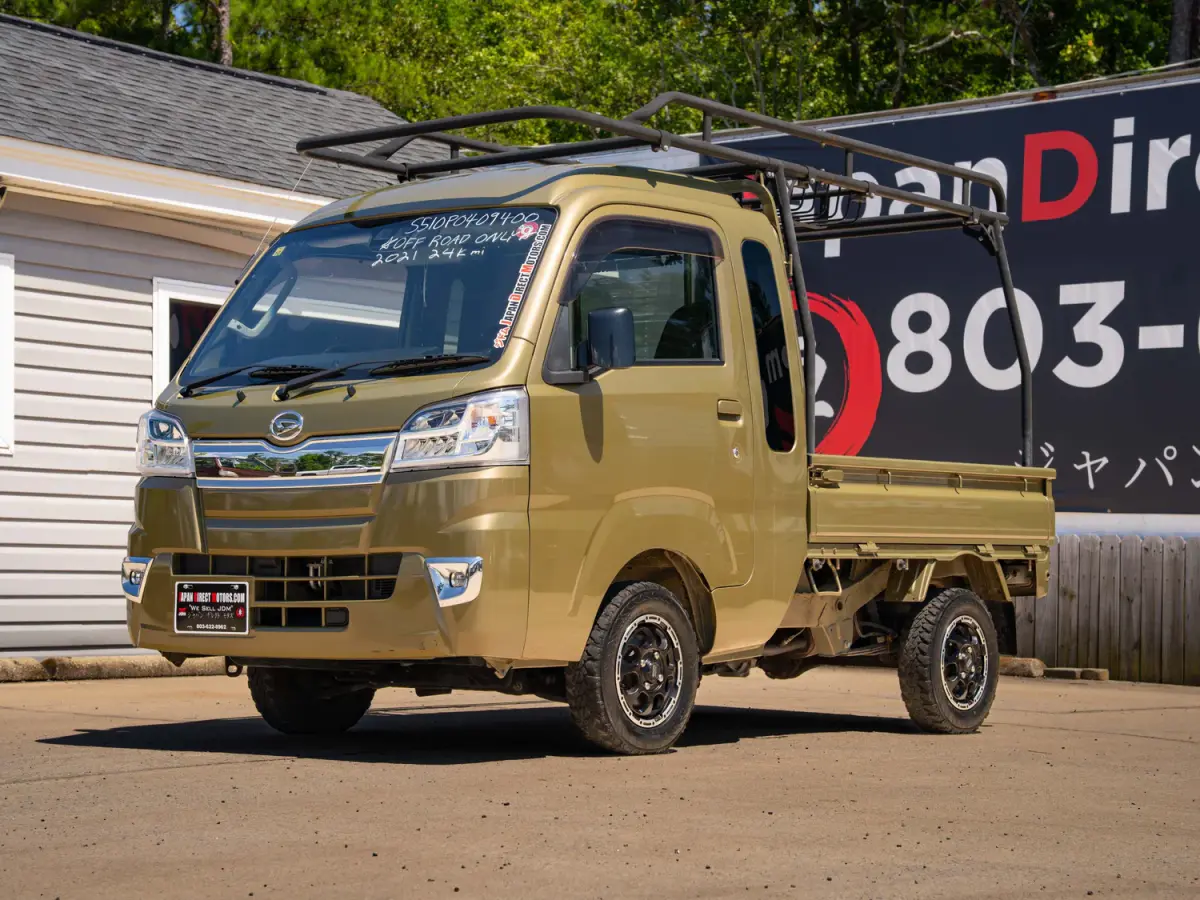 2021 Daihatsu Hijet, a green off-road Kei Truck, for sale at Japan Direct Motors in Irmo, SC (photo 5 of 16)