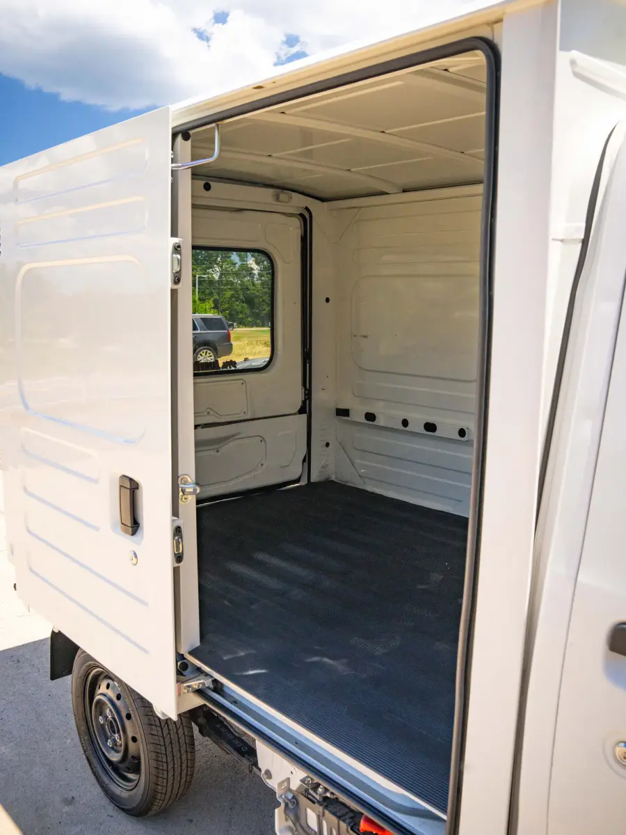 2023 Daihatsu Hijet, a black off-road Kei Truck, for sale at Japan Direct Motors in Irmo, SC (photo 12 of 19)