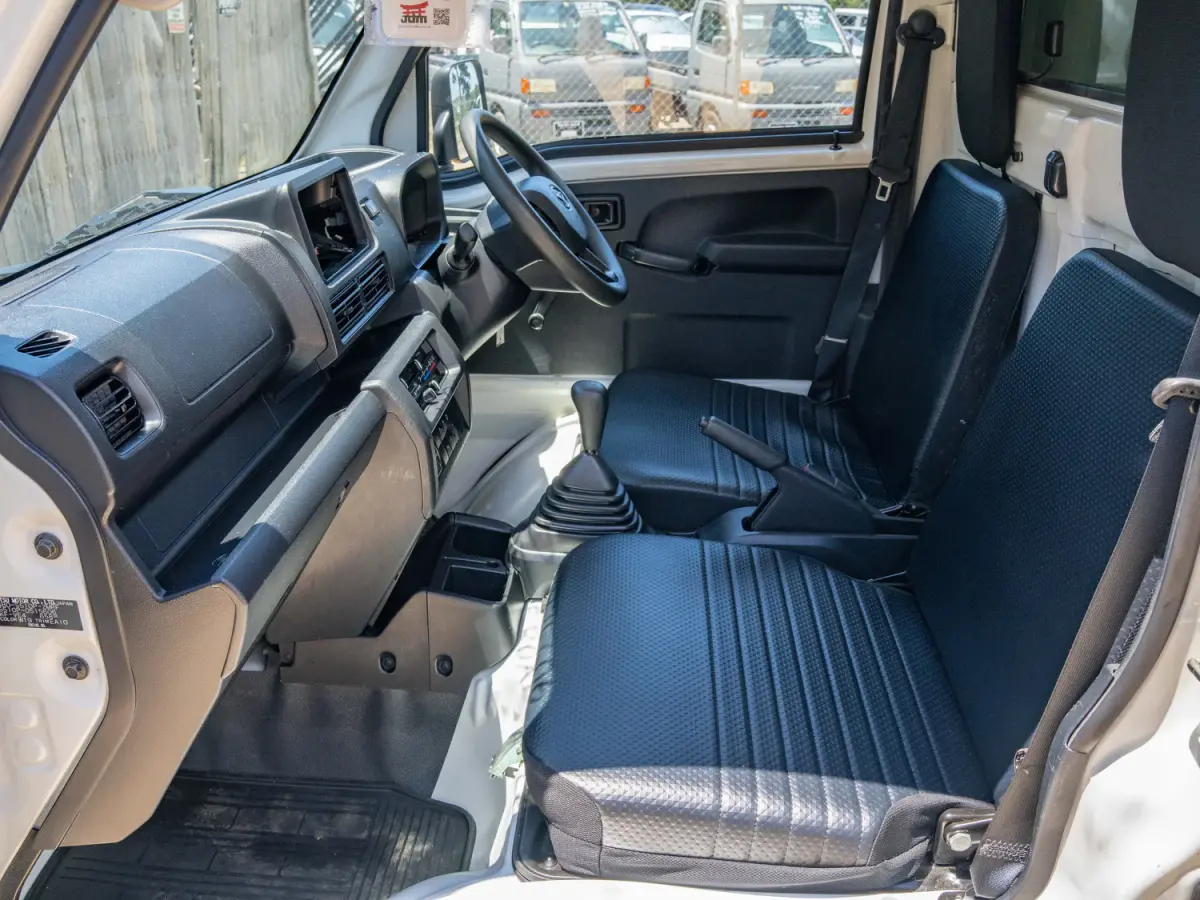 2023 Daihatsu Hijet, a black off-road Kei Truck, for sale at Japan Direct Motors in Irmo, SC (photo 13 of 19)