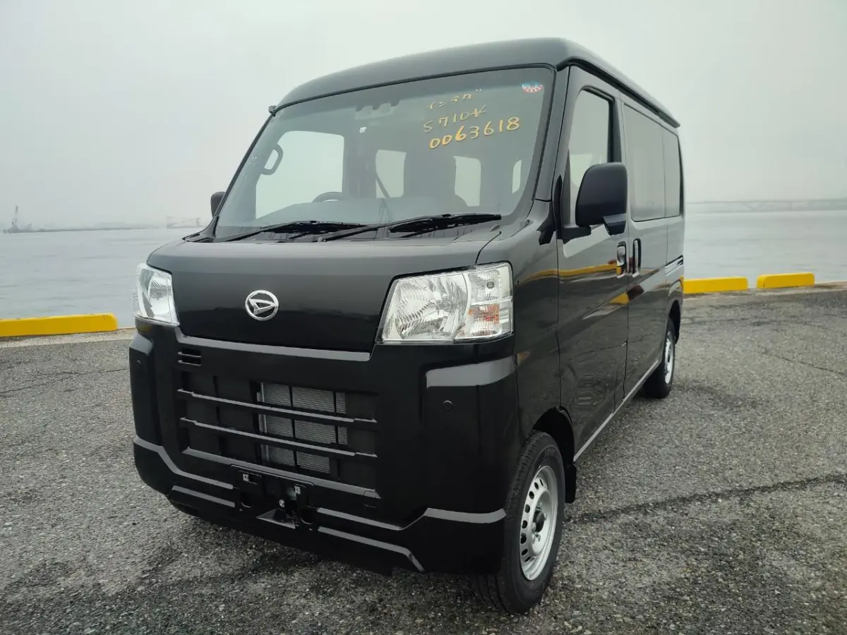 2023 Daihatsu Passenger Van, an off-road Kei Van, for sale at Dakota Mini Trucks in McIntosh, SD (photo 2 of 8)