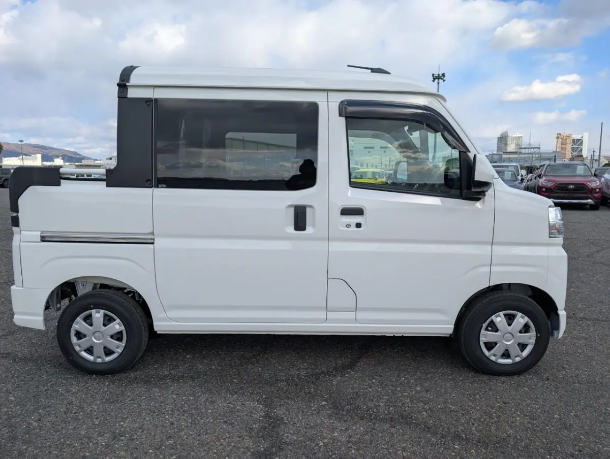 2024 Daihatsu Hijet Deck Van CVT Auto, an off-road Kei Truck, for sale at Dakota Mini Trucks in McIntosh, SD (photo 3 of 5)