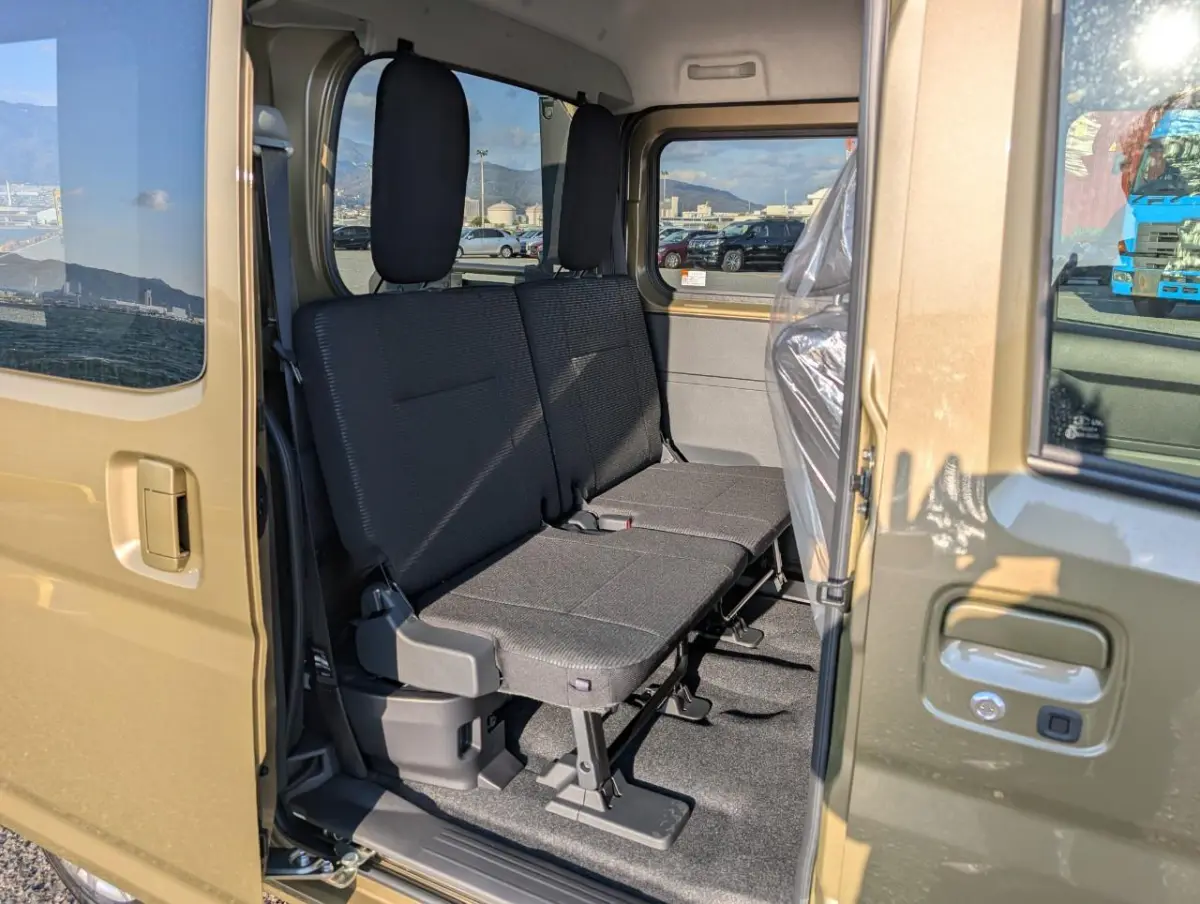 2024 Daihatsu Hijet Deck Van CVT Auto, an off-road Kei Truck, for sale at Dakota Mini Trucks in McIntosh, SD (photo 7 of 7)