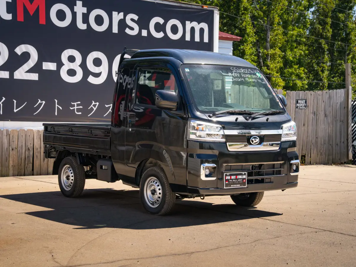 2024 Daihatsu Hijet, a black off-road Kei Truck, for sale at Japan Direct Motors in Irmo, SC (photo 5 of 13)