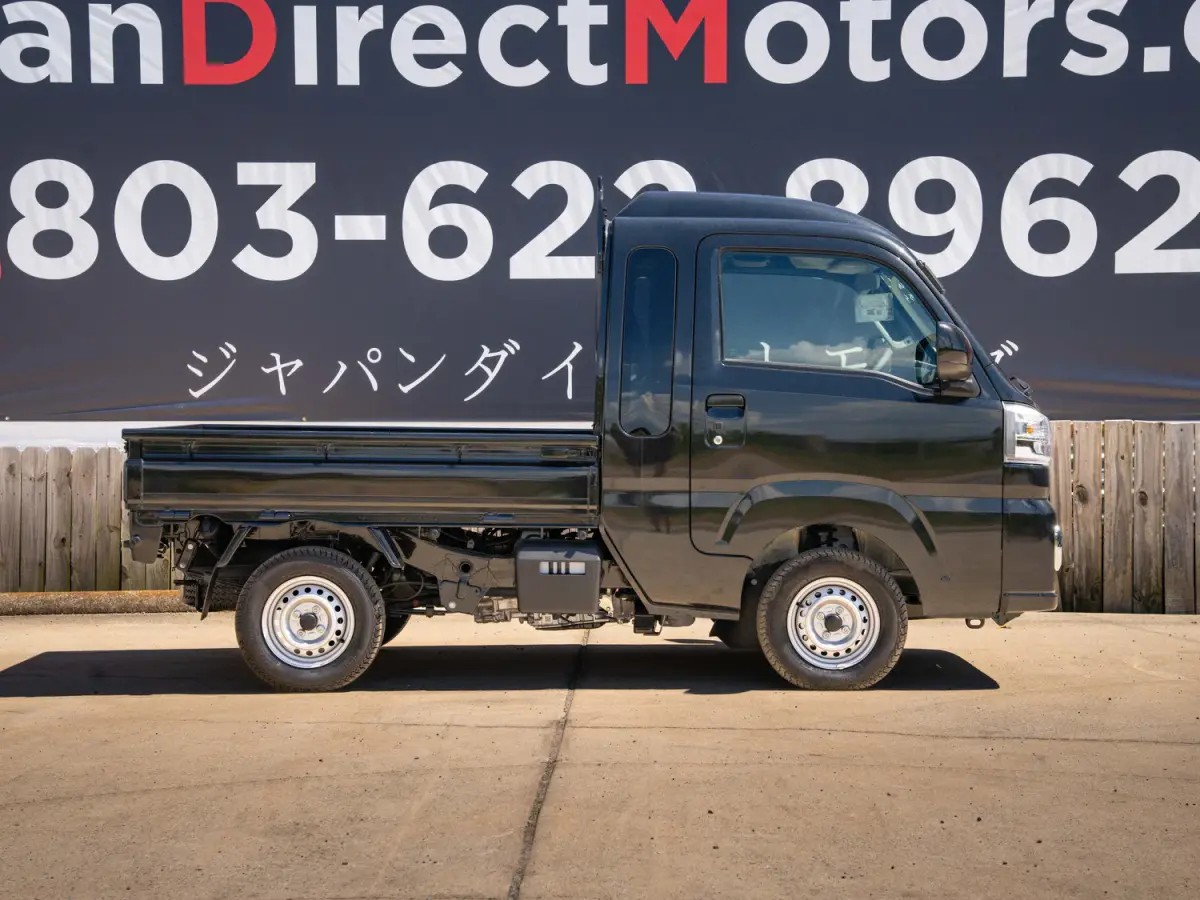 2024 Daihatsu Hijet, a black off-road Kei Truck, for sale at Japan Direct Motors in Irmo, SC (photo 6 of 13)