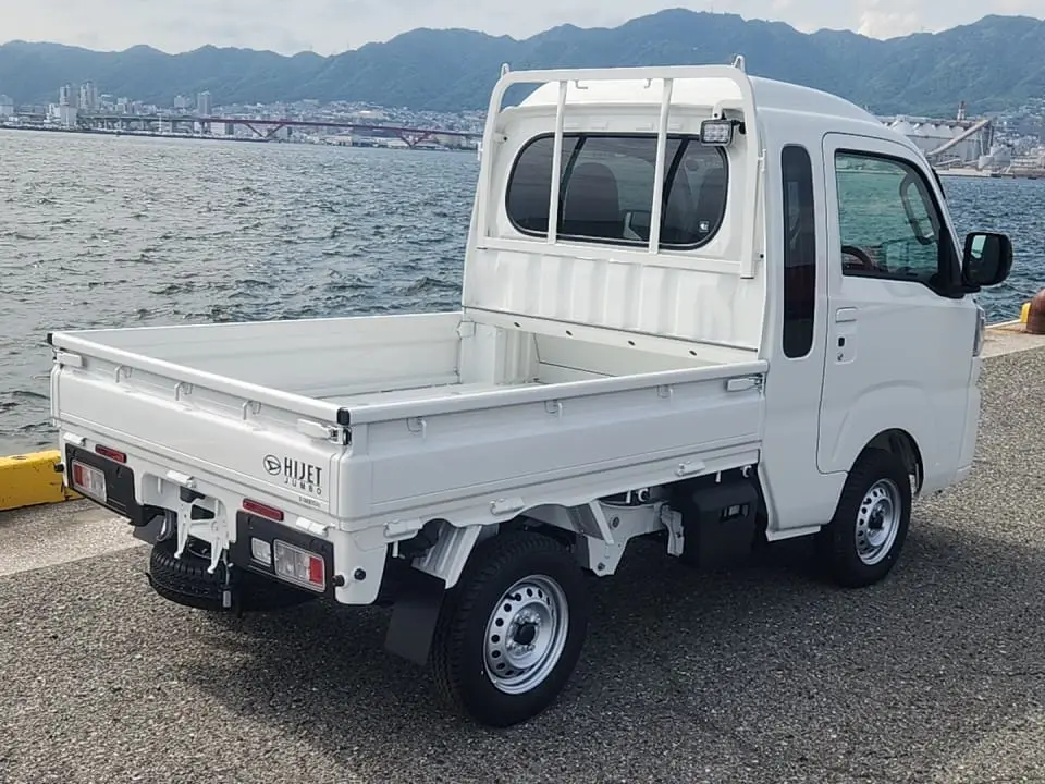 2025 Daihatsu Hijet Jumbo, a white off-road Kei Truck, for sale at Mini Monsters USA in St. George, UT (photo 13 of 25)