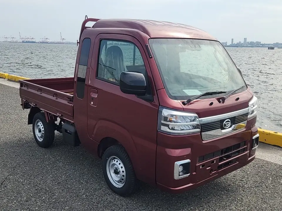 2025 Daihatsu Hijet Jumbo, a red off-road Kei Truck, for sale at Mini Monsters USA in St. George, UT (photo 23 of 23)
