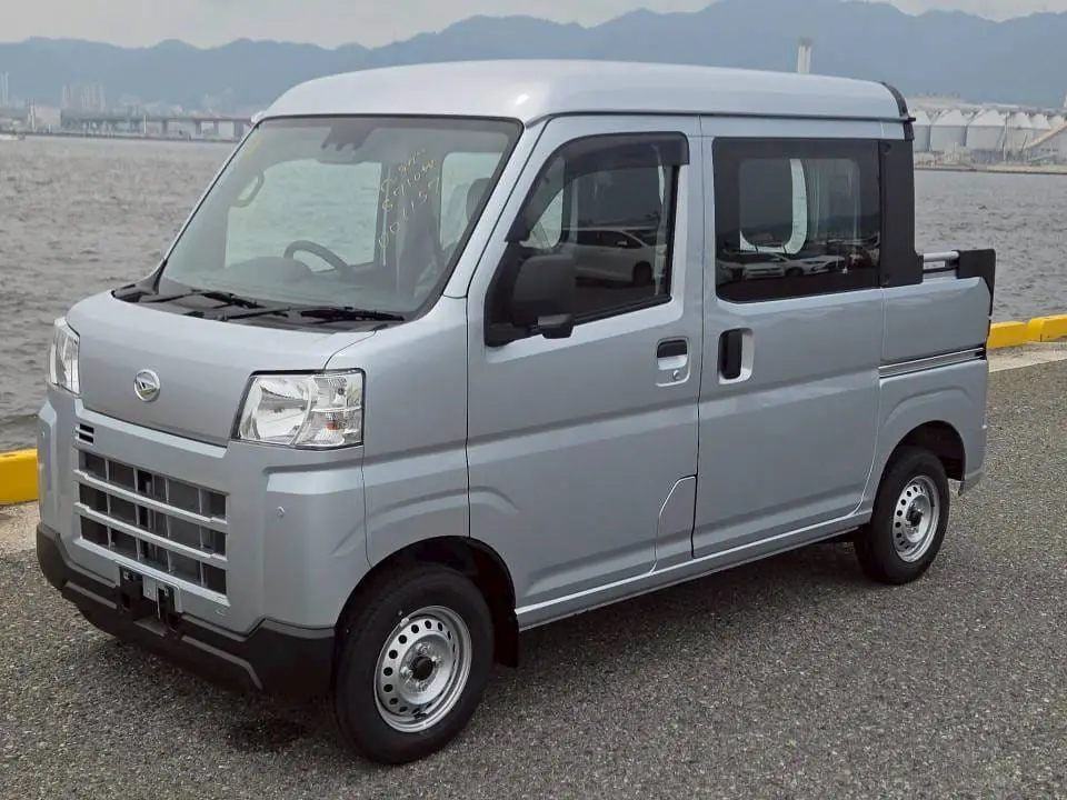 2026 Daihatsu Hijet Deck Van, a silver off-road Kei Truck, for sale at Mini Monsters USA in St. George, UT (photo 8 of 14)