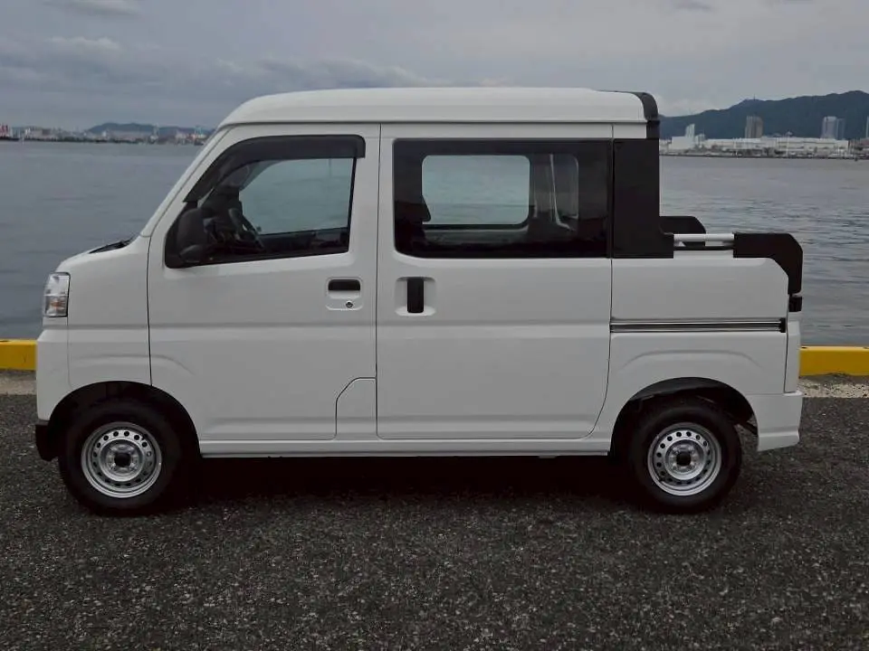 2026 Daihatsu Hijet Deck Van, a white off-road Kei Truck, for sale at Mini Monsters USA in St. George, UT (photo 6 of 17)