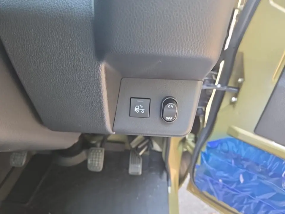 2026 Daihatsu Hijet Extreme, a green off-road Kei Truck, for sale at Mini Monsters USA in St. George, UT (photo 14 of 16)