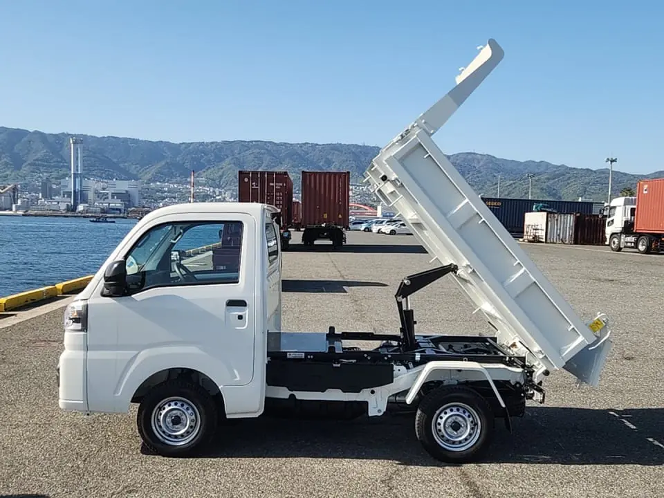 2026 Daihatsu Hijet HD Dump, a white off-road Kei Truck, for sale at Mini Monsters USA in St. George, UT (photo 12 of 19)