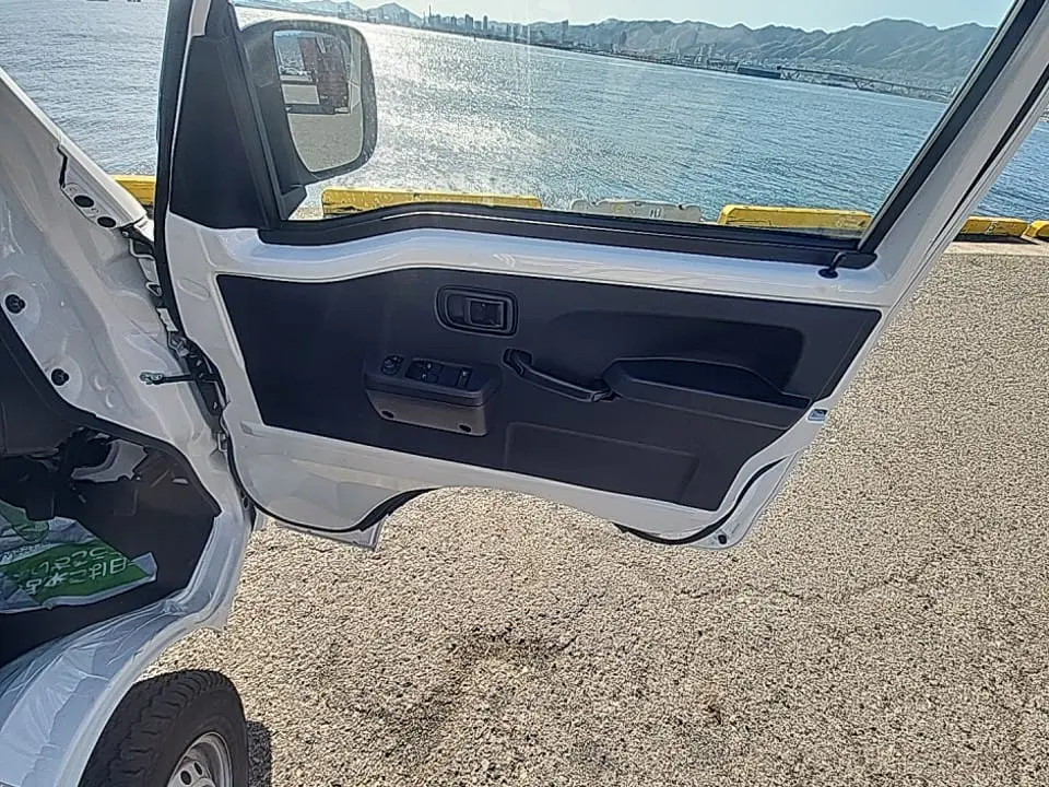 2026 Daihatsu Hijet HD Dump, a white off-road Kei Truck, for sale at Mini Monsters USA in St. George, UT (photo 13 of 19)