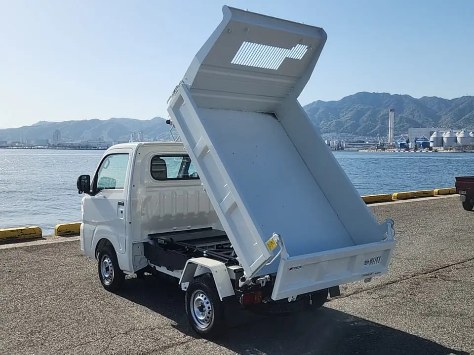 2026 Daihatsu Hijet HD Dump, a white off-road Kei Truck, for sale at Mini Monsters USA in St. George, UT (photo 15 of 19)