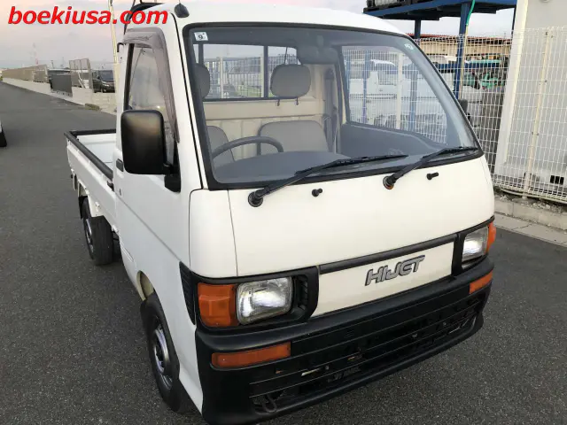 1994 Daihatsu Hijet 4x4, a white Kei Truck, for sale at Boeki USA in Paterson, NJ