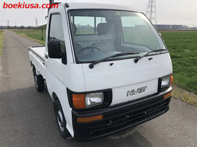 1996 Daihatsu Hijet 4x4, a white Kei Truck, for sale at Boeki USA in Paterson, NJ