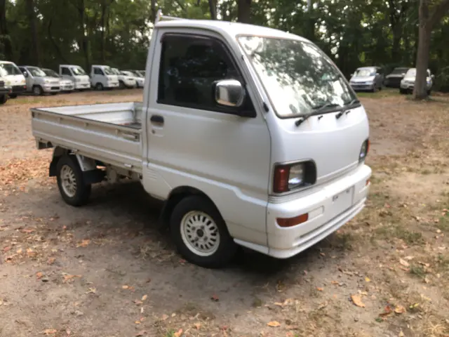 1996 Mitsubishi Minicab, a Kei Truck, for sale at Fun Karz in North Little Rock, AR