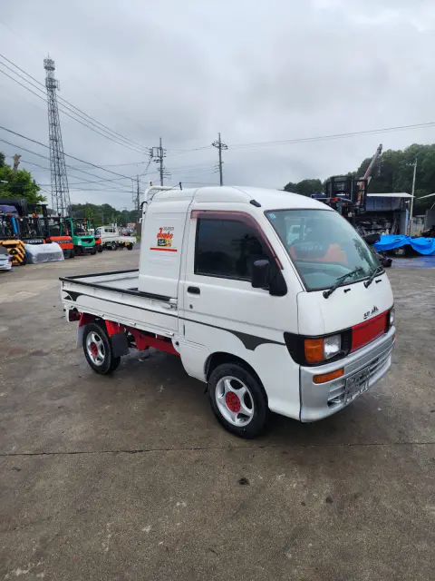 1998 Daihatsu Hijet Jumbo 4x4, a white Kei Truck, for sale at Skyline Kei Trucks in Houston, TX